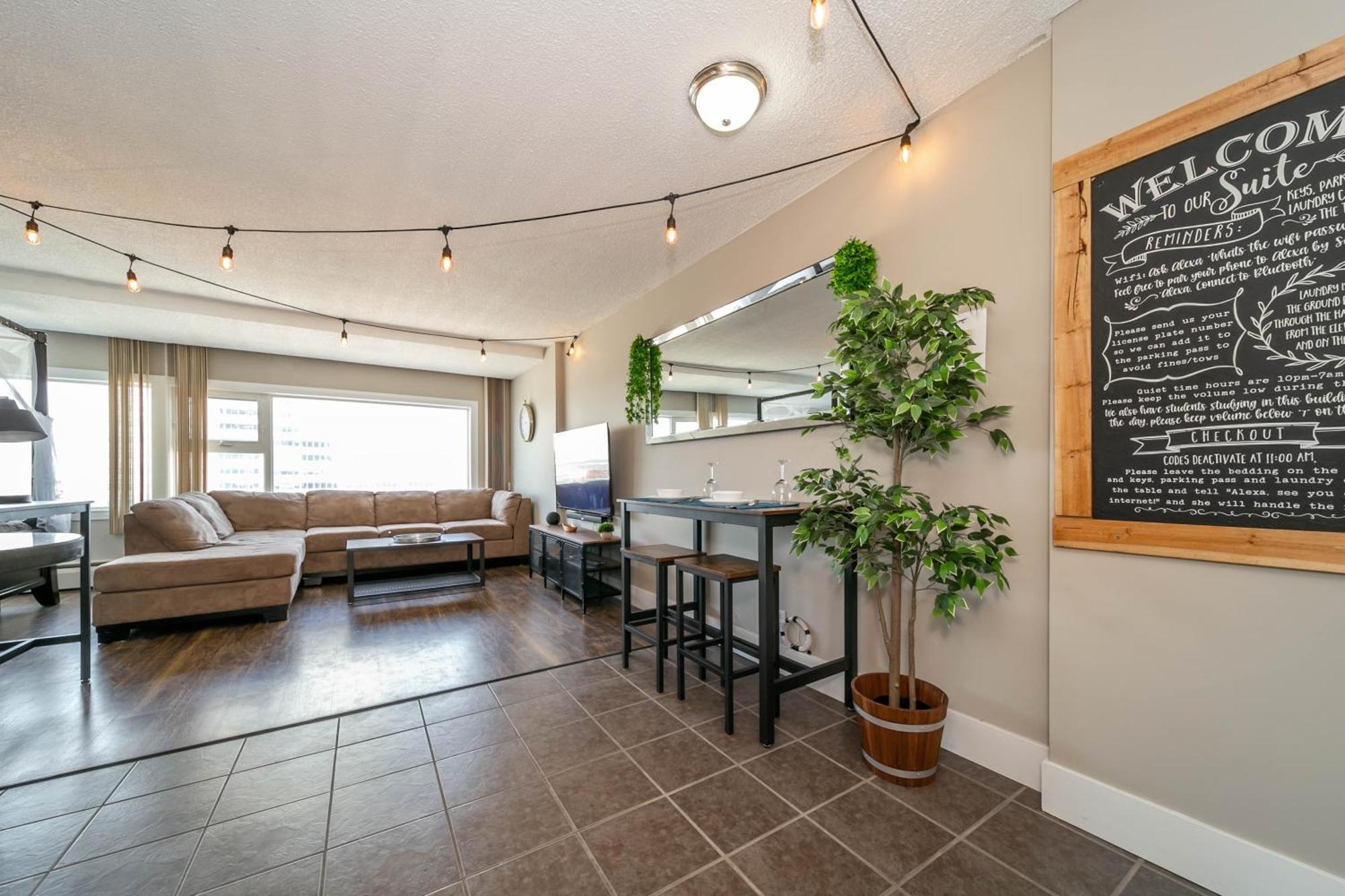 Rustic & Rogers Place, Free Parking! Apartment Edmonton Exterior photo